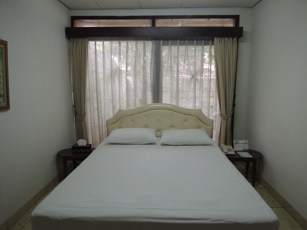 Rumah Polonia Guest House Cakarta Oda fotoğraf
