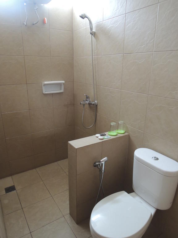 Rumah Polonia Guest House Cakarta Oda fotoğraf