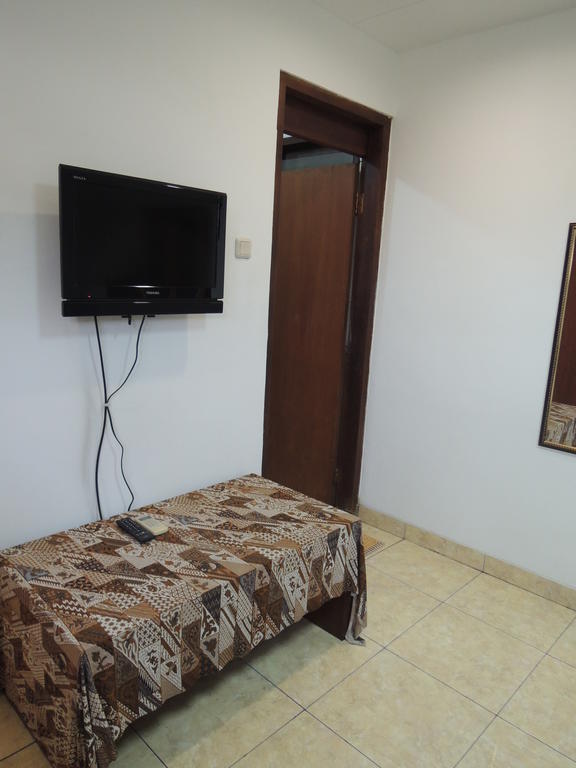 Rumah Polonia Guest House Cakarta Oda fotoğraf